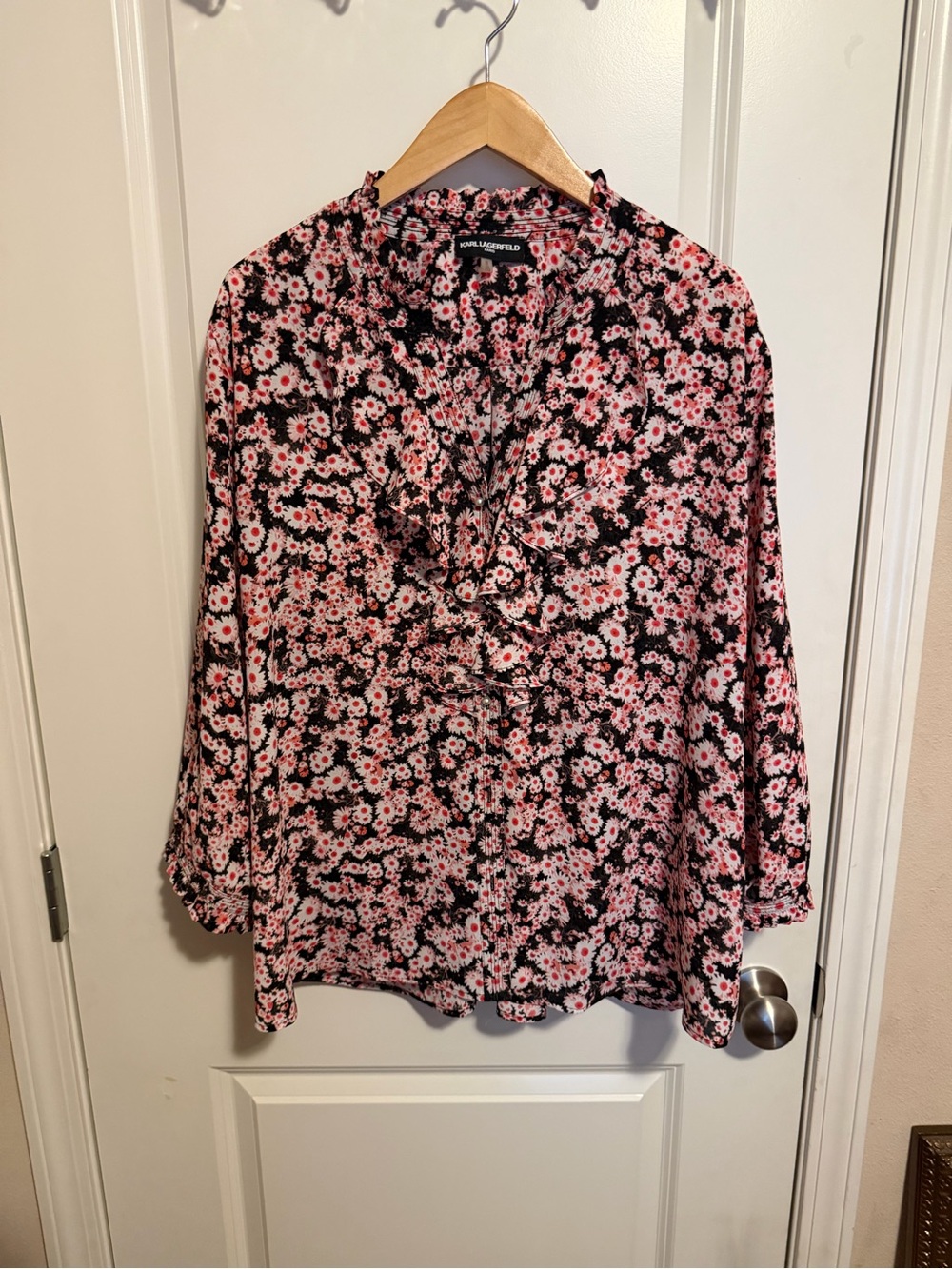 Karl Lagerfeld Black Pink Floral V-Neck Ruffle Blouse